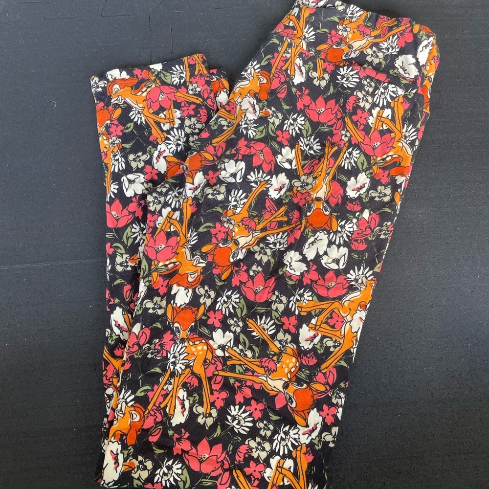 Lularoe Disney OS leggings